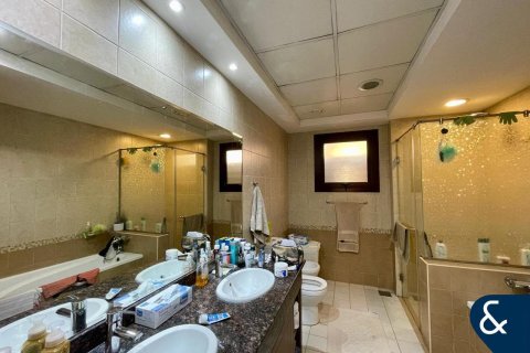 Villa en Al Salam, Mudon, Dubai, 4 dormitorios, 354 m², № 74772 - foto 9