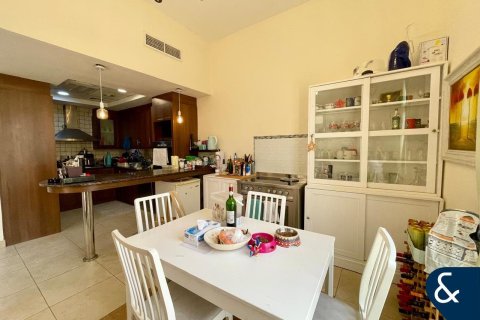 Villa en Al Salam, Mudon, Dubai, 4 dormitorios, 354 m², № 74772 - foto 4