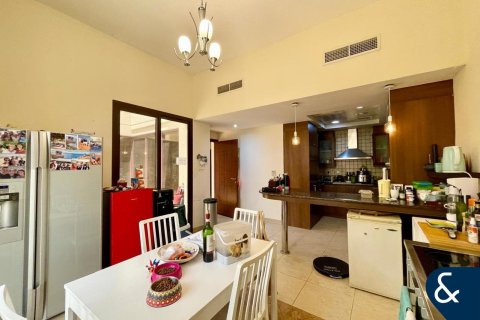 Villa en Al Salam, Mudon, Dubai, 4 dormitorios, 354 m², № 74772 - foto 5