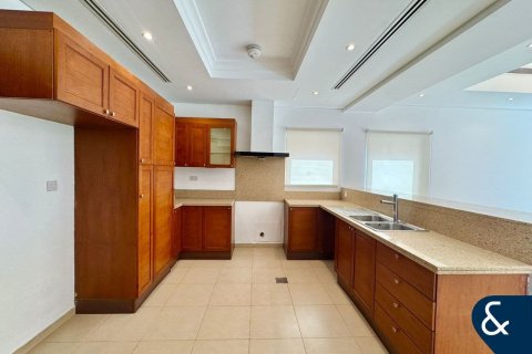 Villa à North Village, Al Furjan, Dubai, 3 chambres, 357 m², № 74771 - photo 2