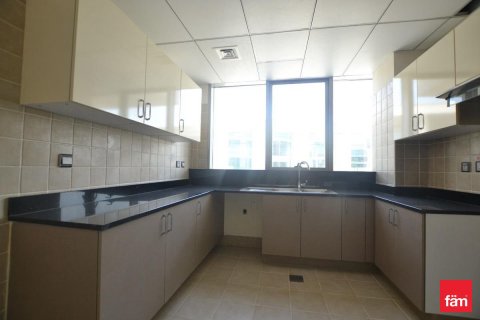 Apartment in Dubai 2 bedrooms, 142.6 sq.m. № 42979 - photo 3