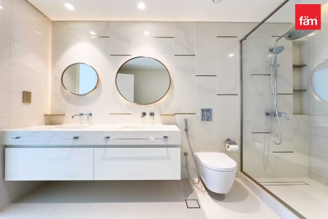 Apartamento en Dubai Harbour, Dubai, 3 dormitorios, 197.9 m², № 42970 - foto 16