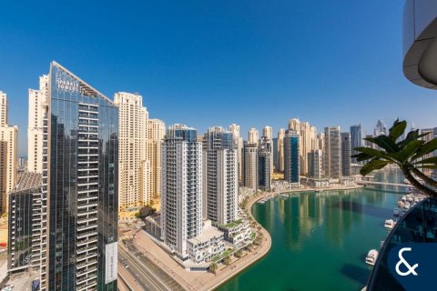Apartamento en Dubai Marina, Dubai, 3 dormitorios, 213 m², № 78638 - foto 1