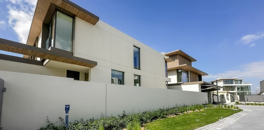 Вилла в Дубае, 3 спальни, 305.56м², № 130177