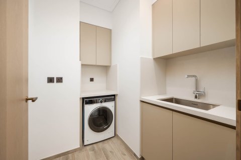 Apartment in Business Bay, Dubai 2 bedrooms, 187.66 sq.m. № 130161 - photo 15