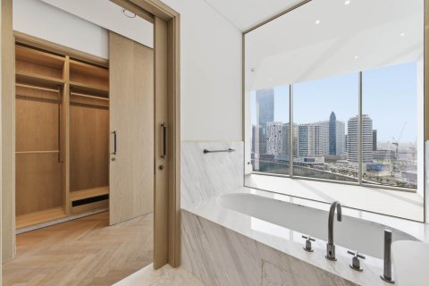 Apartment in Business Bay, Dubai 2 bedrooms, 187.66 sq.m. № 130161 - photo 8