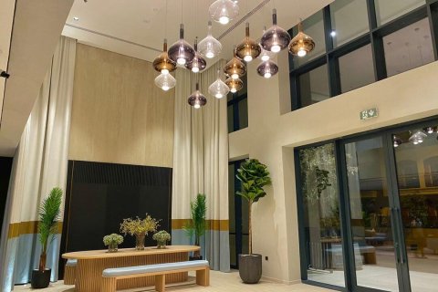 Apartamento en BEVERLY RESIDENCE en Jumeirah Village Circle, Dubai, 1 dormitorio, 71 m², № 97334 - foto 13