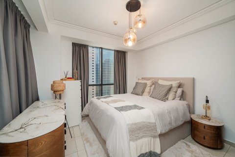 Apartment in Jumeirah Lake Towers, Dubai 2 bedrooms, 82.59 sq.m. № 142236 - photo 7