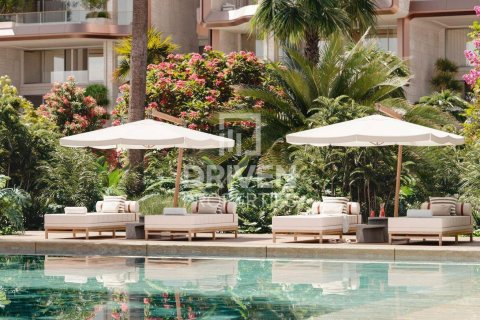 Appartement à The Crescent, Palm Jumeirah, Dubai, 3 chambres, 505.3 m², № 135793 - photo 2