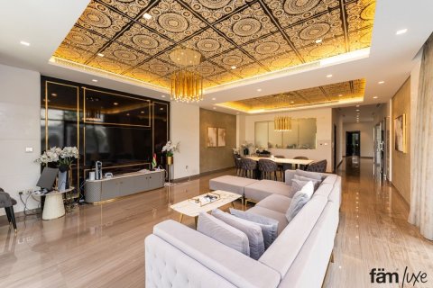 فيلا في دبي 6 غرف نوم , 993.3 م² رقم 3641 - صورة 4