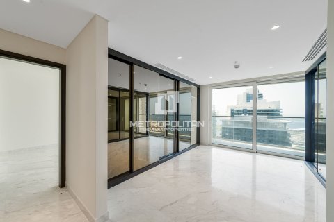 Penthouse in EMAAR Beachfront, Dubai Harbour, Dubai 3 bedrooms, 572 sq.m. № 3637 - photo 28
