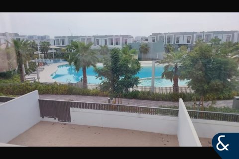 Townhouse in Al Furjan, Dubai 3 bedrooms, 238 sq.m. № 98712 - photo 18
