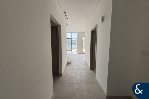 Townhouse in Al Furjan, Dubai 3 bedrooms, 238 sq.m. № 98712 - photo 2