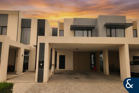 Villa in The Valley, Dubai 3 bedrooms, 174 sq.m. № 98710 - photo 5