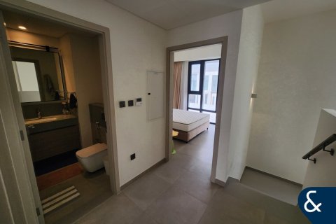 Villa in The Valley, Dubai 3 bedrooms, 174 sq.m. № 98710 - photo 15