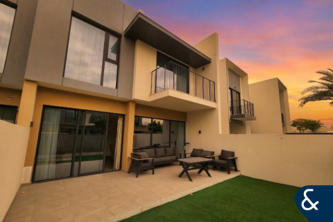 Villa in The Valley, Dubai 3 bedrooms, 174 sq.m. № 98710