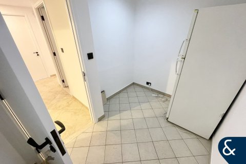 Apartment in Motor City, Dubai 3 bedrooms, 231 sq.m. № 98711 - photo 13