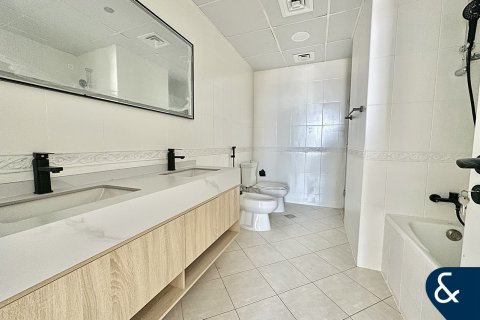 Apartment in Motor City, Dubai 3 bedrooms, 231 sq.m. № 98711 - photo 12