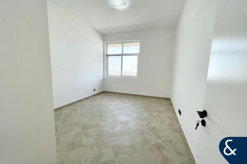 Apartment in Motor City, Dubai 3 bedrooms, 231 sq.m. № 98711 - photo 5