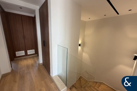 Снять в аренду виллу в Springs 6, The Springs, Дубай: 3 спальни, 210м², № 98699 - фото 11