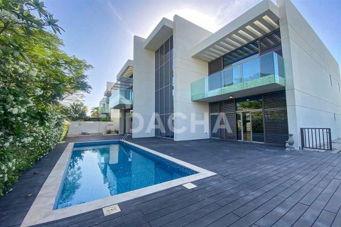 Villa en Dubai, 4 dormitorios, 578.8 m², № 7046 - foto 14