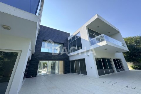 Villa en The Nest, Al Barari, Dubai, 4 dormitorios, 693.2 m², № 7051 - foto 4