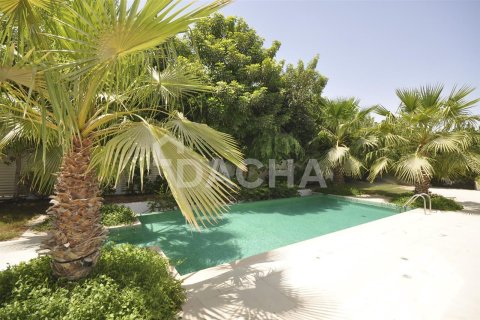Villa en The Nest, Al Barari, Dubai, 4 dormitorios, 693.2 m², № 7051 - foto 23