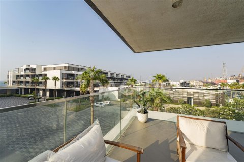 Apartamento en Dubai, 3 dormitorios, 233.8 m², № 7045 - foto 1
