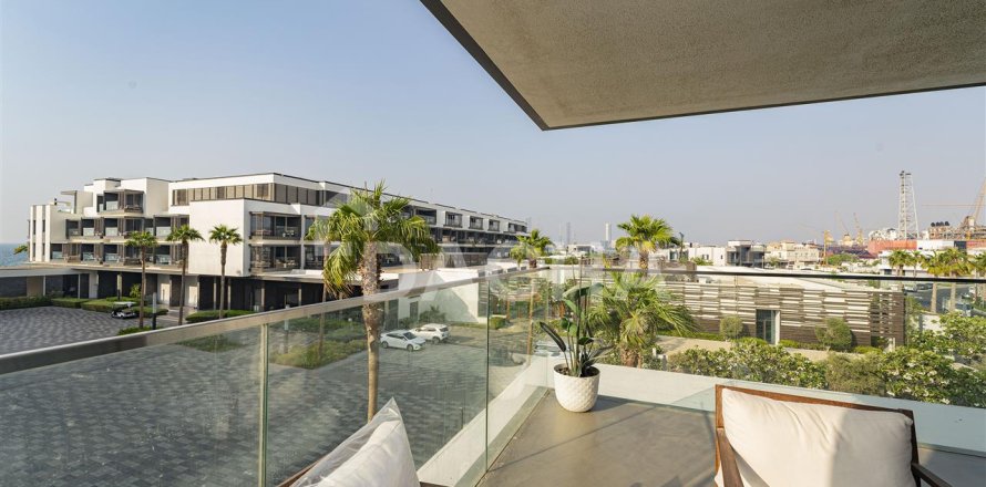 Apartamento en Dubai, 3 dormitorios, 233.8 m², № 7045
