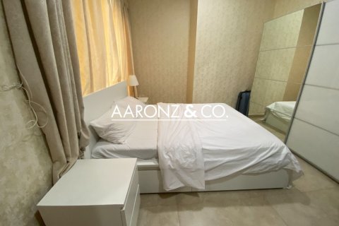 Apartamento en Jumeirah Lake Towers, Dubai, 2 dormitorios, 89 m², № 85380 - foto 10