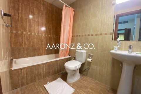 Apartamento en Jumeirah Lake Towers, Dubai, 2 dormitorios, 89 m², № 85380 - foto 13