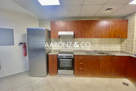 Apartamento en Jumeirah Lake Towers, Dubai, 2 dormitorios, 89 m², № 85380 - foto 12