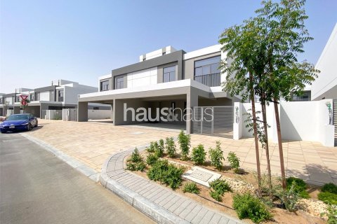Villa in The Pulse, Dubai South (Dubai World Central), Dubai 5 bedrooms, 390 sq.m. № 45187 - photo 3