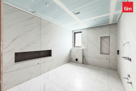 Снять в аренду виллу в Аль-Барше, Дубай: 4 спальни, 1202.6м², № 90322 - фото 9