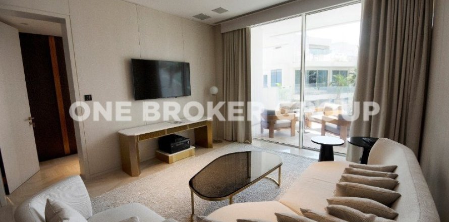 Квартира в FIVE Palm Jumeirah, Пальма Джумейра, Дубай, 2 спальни, 171.7м², № 208