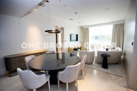 Купить квартиру в FIVE Palm Jumeirah, Пальма Джумейра, Дубай: 2 спальни, 171.7м², № 208 - фото 3