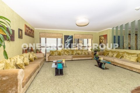 شقة في دبي 4 غرف نوم, 271.1 م² رقم 223 - صورة 5