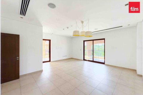 Villa in Jumeirah Islands, Dubai 5 bedrooms, 1293.1 sq.m. № 40274 - photo 18
