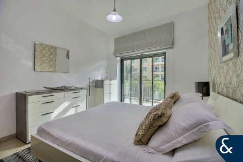 Снять в аренду квартиру в The Views, Дубай: 1 спальня, 76м², № 79381 - фото 8