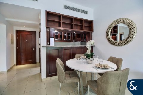 Снять в аренду квартиру в The Views, Дубай: 1 спальня, 76м², № 79381 - фото 12