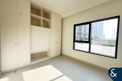 Снять в аренду квартиру в Дубай Хилс Эстейт, Дубай: 3 спальни, 132м², № 79384 - фото 11