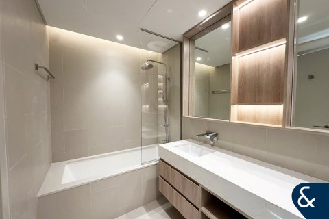 Снять в аренду квартиру в Дубай Хилс Эстейт, Дубай: 3 спальни, 132м², № 79384 - фото 20