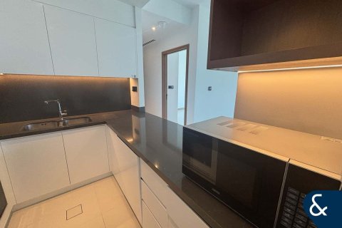 Снять в аренду квартиру в Дубай Марине, Дубай: 3 спальни, 154м², № 79386 - фото 2