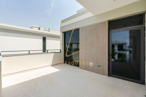 Villa in Harmony, Tilal Al Ghaf, Dubai 4 bedrooms, 433 sq.m. № 110493 - photo 4