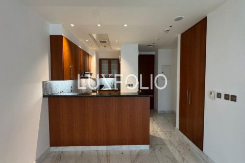 Apartment in Central Park Tower, DIFC, Dubai studio, 68 sq.m. № 45296 - photo 10