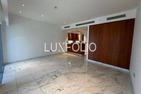 Apartment in Central Park Tower, DIFC, Dubai studio, 68 sq.m. № 45296 - photo 11