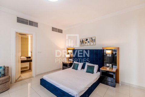 Apartment in Capital Bay, Business Bay, Dubai 1 bedroom, 99.41 sq.m. № 136960 - photo 2