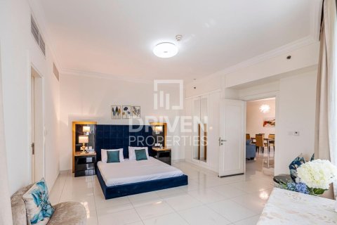 Apartment in Capital Bay, Business Bay, Dubai 1 bedroom, 99.41 sq.m. № 136960 - photo 4