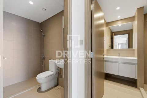 Apartamento en Burj Royale, Downtown Dubai (Downtown Burj Dubai), Dubai, 3 dormitorios, 127.09 m², № 136947 - foto 20