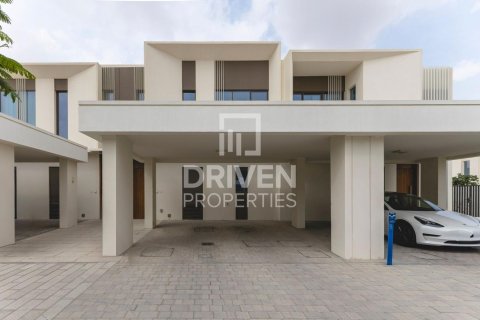 Townhouse in The Valley, Dubai 3 bedrooms, 184 sq.m. № 87651 - photo 19